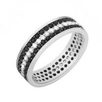 обзорное фото Серебряное кольцо-дорожка с чёрными и белыми фианитами 028319  Серебряные кольца со вставками