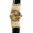Жіночий золотий годинник з шкіряним ремінцем в класичному стилі 036191 детальне зображення ювелірного виробу